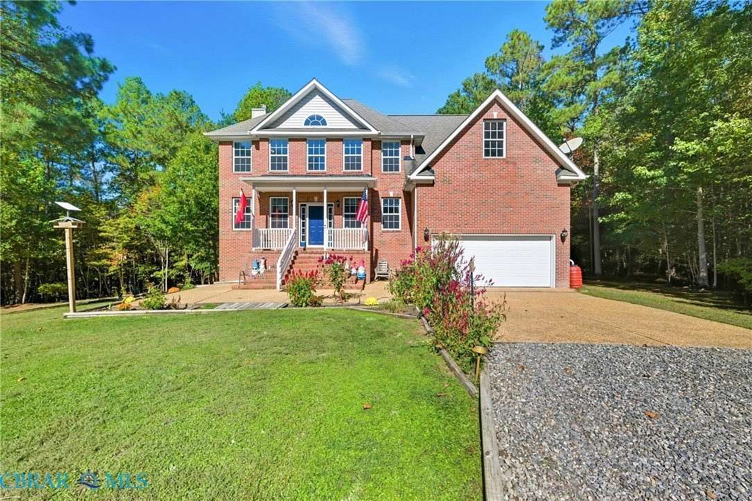 8.49 Acres of Land with Home for Sale in Gloucester, Virginia