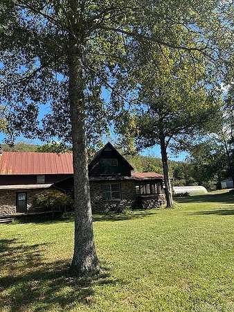 15.5 Acres of Land for Sale in Oark, Arkansas