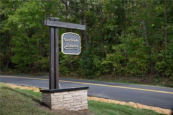 0.5 Acres of Residential Land for Sale in Gainesville, Georgia