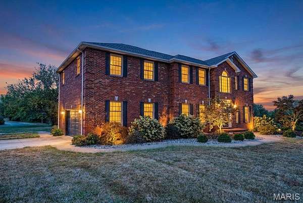 2.15 Acres of Residential Land with Home for Sale in Millstadt, Illinois