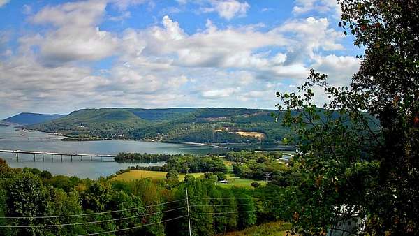 1.87 Acres of Residential Land for Sale in Haletown, Tennessee