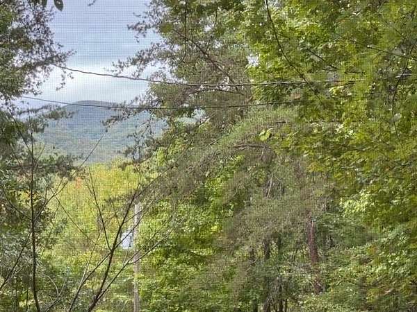 9 Acres of Residential Land with Home for Sale in Turtletown, Tennessee