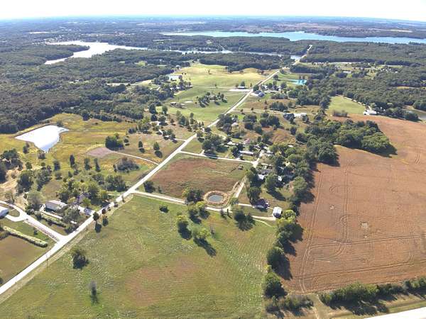 3 Acres of Residential Land for Sale in Macon, Missouri