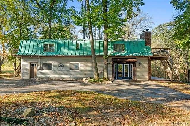 6.24 Acres of Residential Land with Home for Sale in Manchester, Michigan