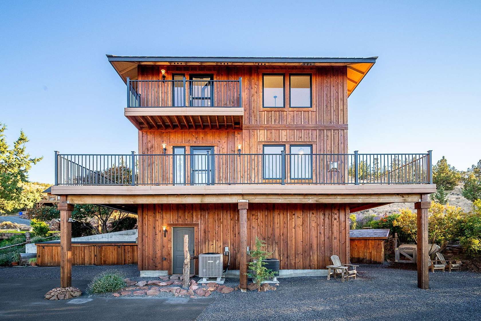 5 Acres of Land with Home for Sale in Culver, Oregon