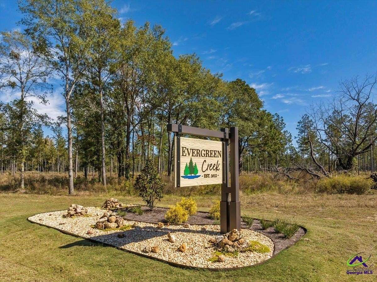 1.5 Acres of Residential Land for Sale in Cochran, Georgia