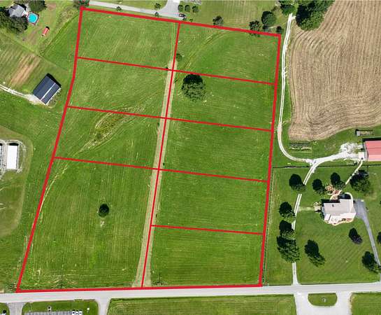 2 Acres of Commercial Land for Sale in McKee, Kentucky