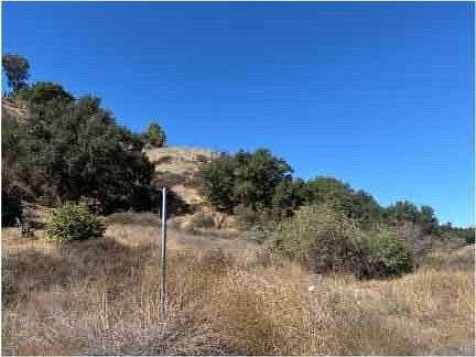 4.26 Acres of Land for Sale in Castaic, California