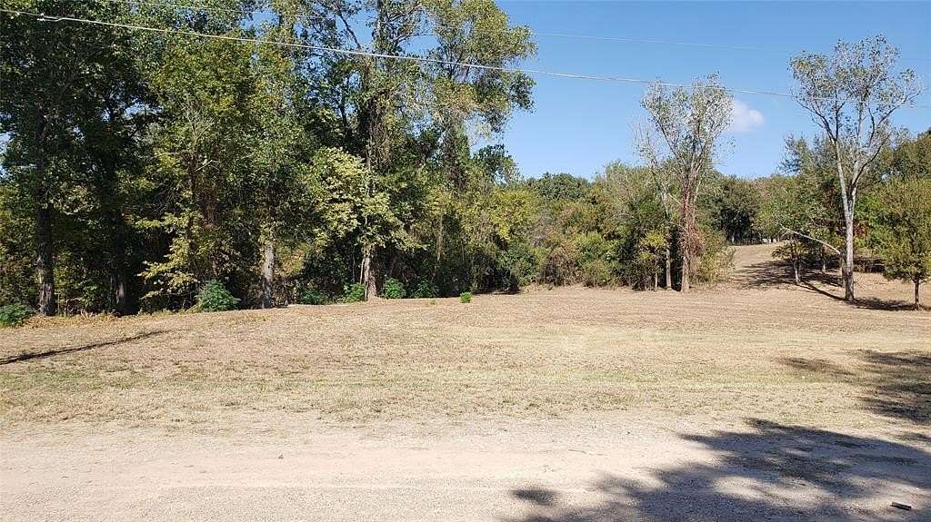 2.77 Acres of Land for Sale in Waco, Texas