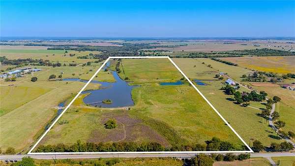 60 Acres of Mixed-Use Land for Sale in Pilot Point, Texas