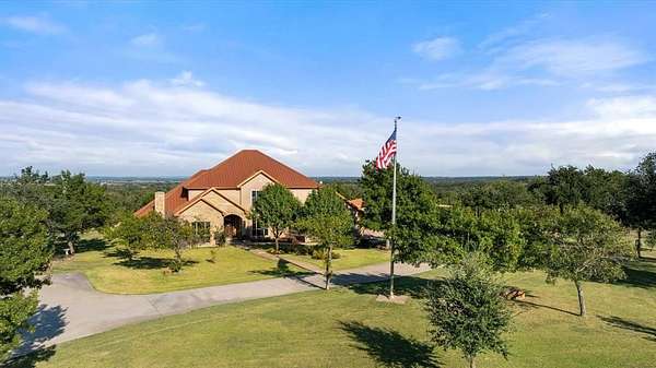 9.75 Acres of Land with Home for Sale in Stephenville, Texas