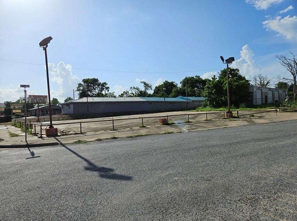 0.3 Acres of Commercial Land for Sale in Bonham, Texas