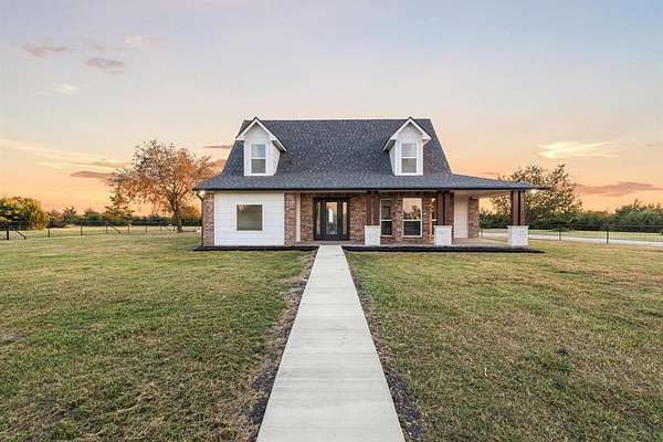 10 Acres of Land with Home for Sale in Leonard, Texas