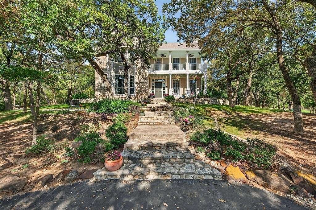 2.8 Acres of Residential Land with Home for Sale in Aubrey, Texas