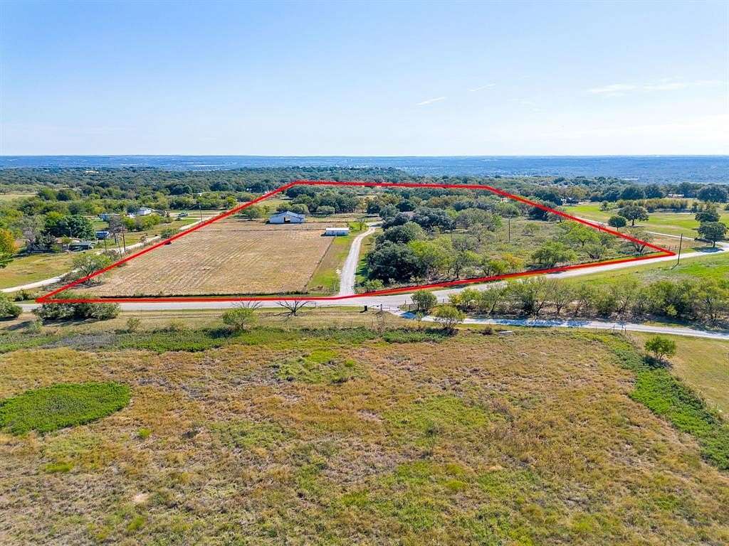 21 Acres of Land with Home for Sale in Mineral Wells, Texas