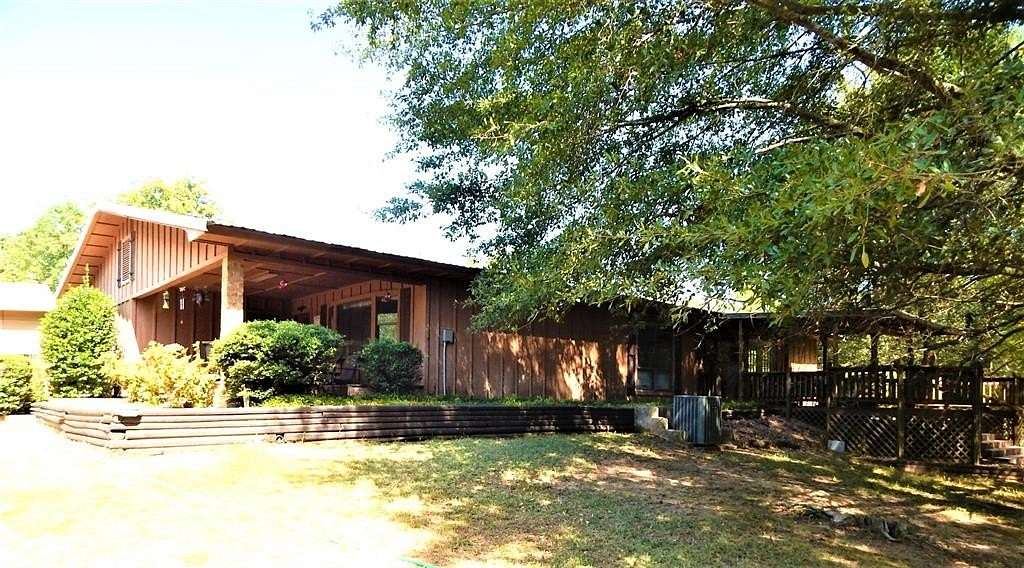 5 Acres of Residential Land with Home for Sale in Winnsboro, Texas