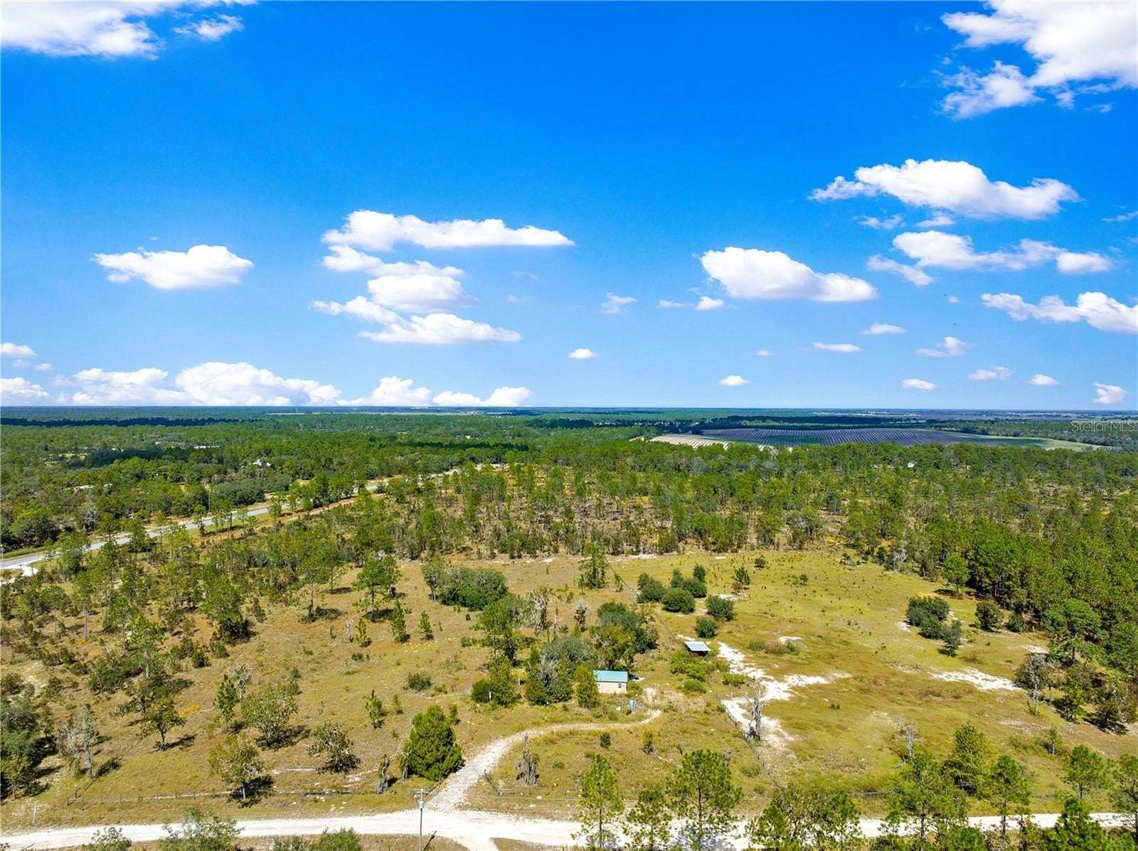 10 Acres of Improved Land for Sale in Morriston, Florida