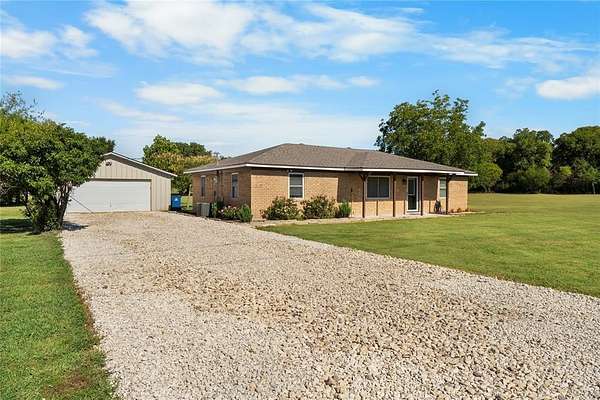 4 Acres of Residential Land with Home for Sale in Whitney, Texas