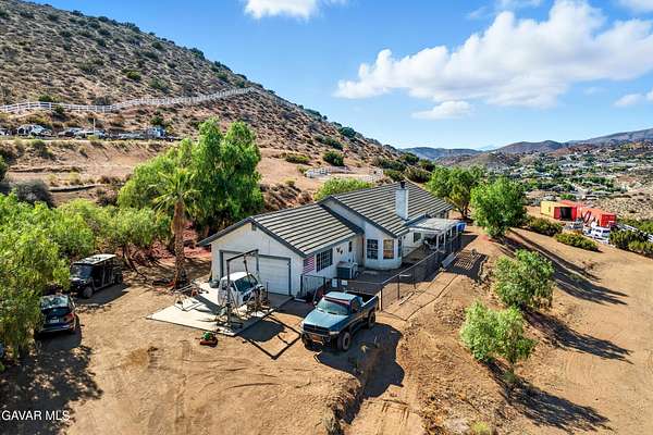 5.3 Acres of Residential Land with Home for Sale in Acton, California