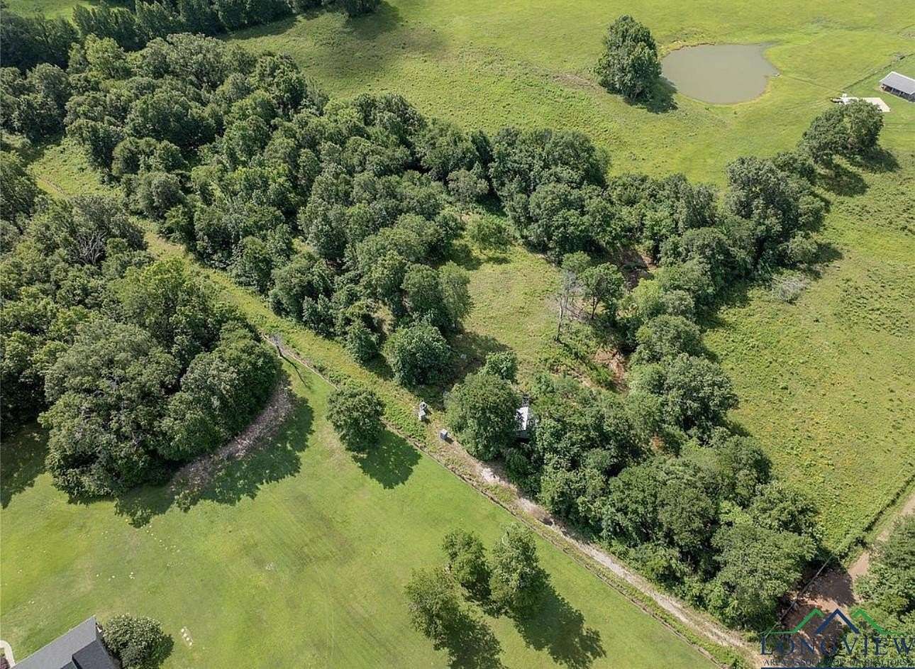 15.2 Acres of Land for Sale in Henderson, Texas