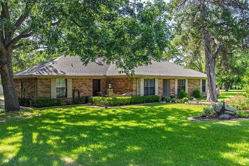 4.8 Acres of Residential Land with Home for Sale in Anna, Texas