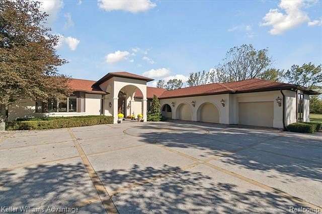 10 Acres of Residential Land with Home for Sale in Plymouth, Michigan