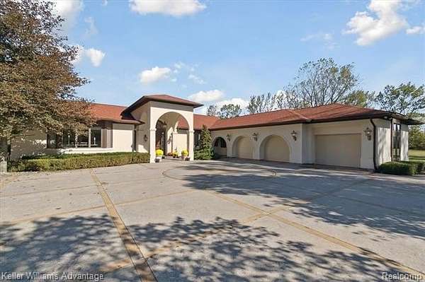 10 Acres of Residential Land with Home for Sale in Plymouth, Michigan