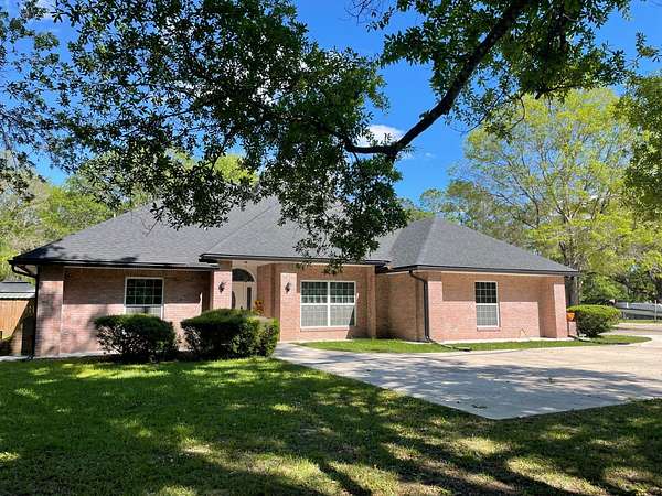 2 Acres of Residential Land with Home for Sale in Jacksonville, Florida