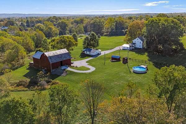 9 Acres of Residential Land with Home for Sale in Mansfield, Ohio