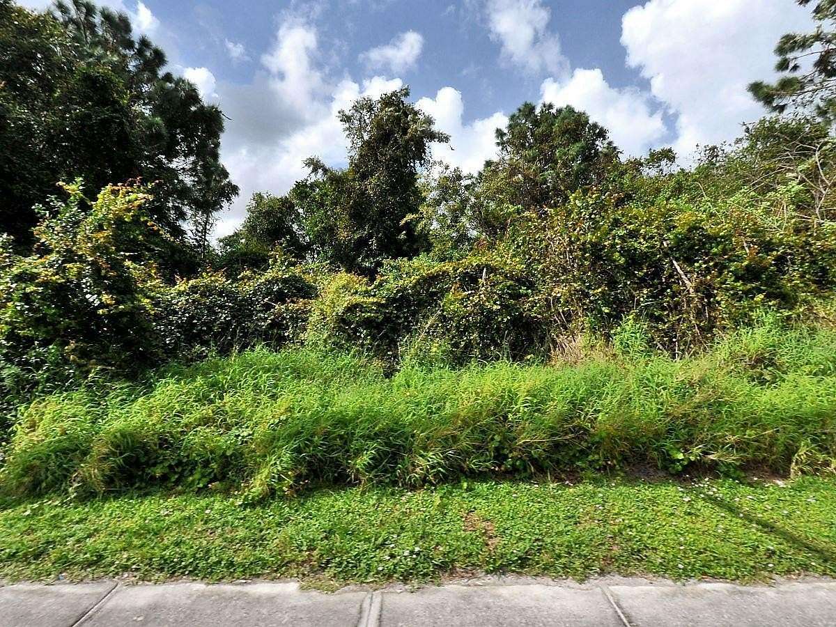 0.69 Acres of Commercial Land for Sale in Port St. Lucie, Florida