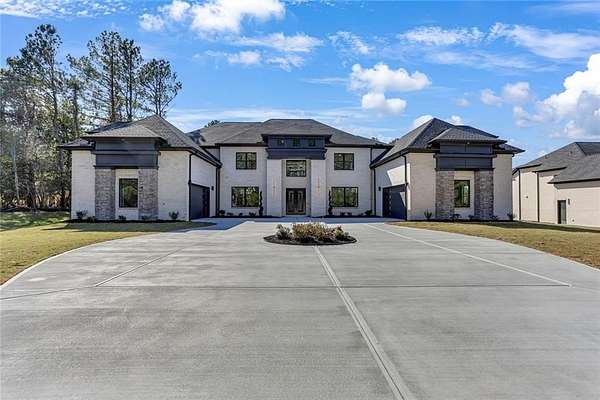 2.59 Acres of Residential Land with Home for Sale in Loganville, Georgia