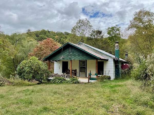 4.24 Acres of Residential Land with Home for Sale in Cullowhee, North Carolina