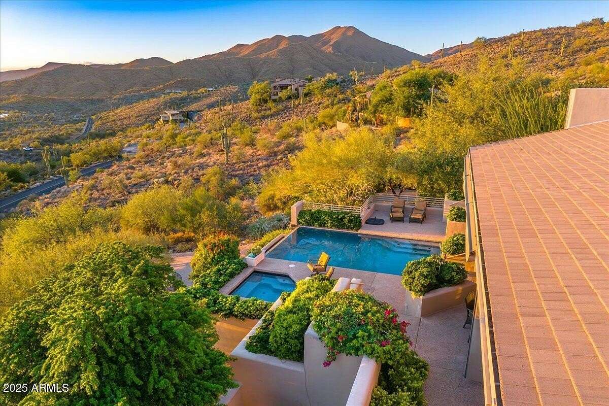 6 Acres of Residential Land with Home for Sale in Scottsdale, Arizona