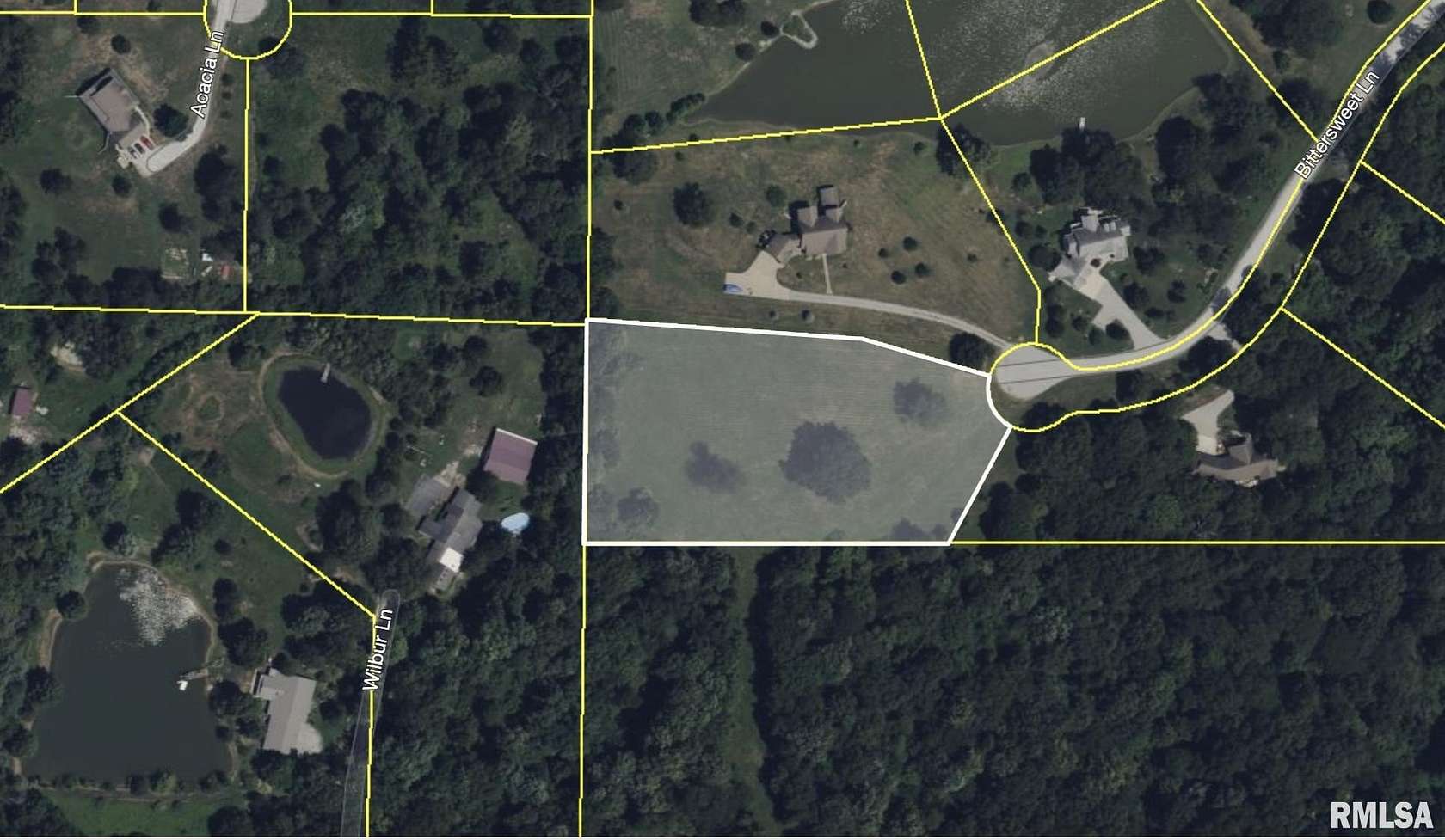 2.5 Acres of Residential Land for Sale in Carbondale, Illinois