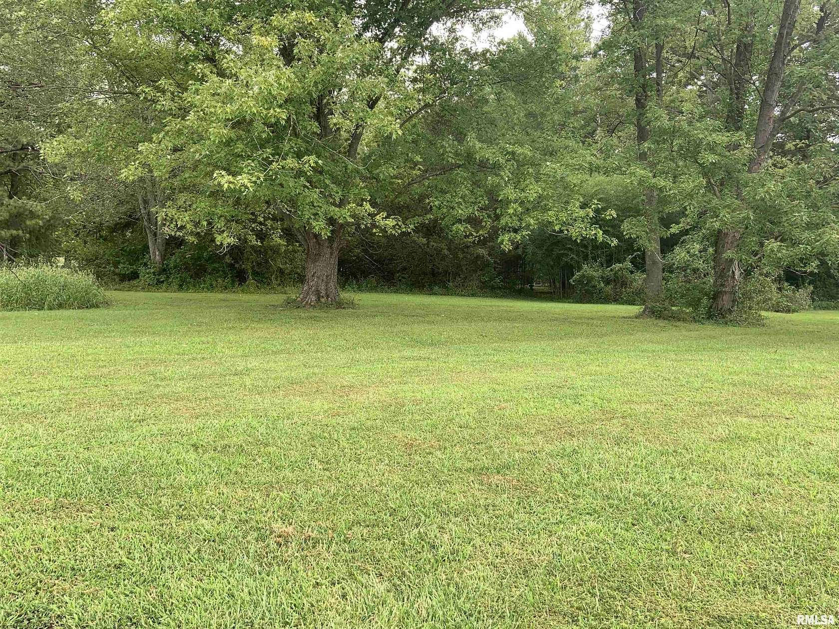 0.73 Acres of Residential Land for Sale in Murphysboro, Illinois