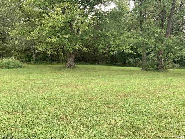 0.73 Acres of Residential Land for Sale in Murphysboro, Illinois