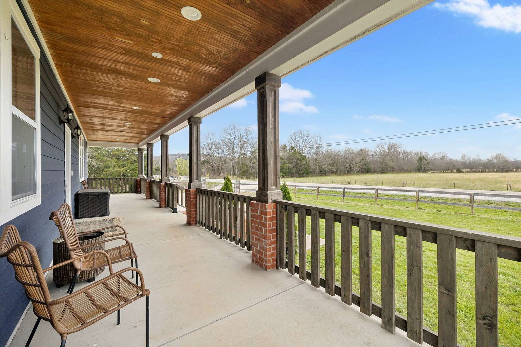 1.82 Acres of Residential Land with Home for Sale in Lebanon, Tennessee