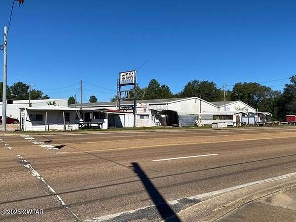 4.74 Acres of Commercial Land for Sale in Crump, Tennessee