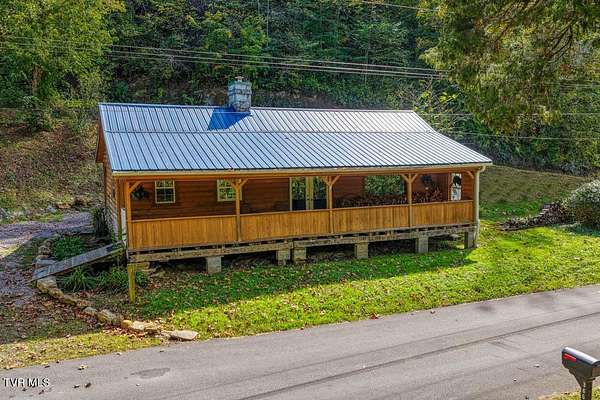 7.37 Acres of Land with Home for Sale in Eidson, Tennessee