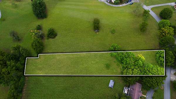 0.85 Acres of Residential Land for Sale in Dickson, Tennessee