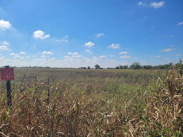 20 Acres of Land for Sale in Hamilton, Texas