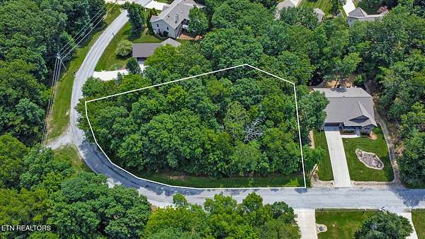 0.62 Acres of Residential Land for Sale in Crossville, Tennessee