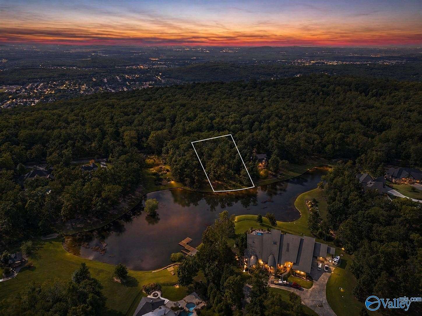 0.86 Acres of Land for Sale in Huntsville, Alabama