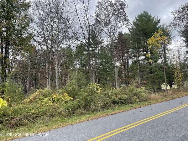 2 Acres of Residential Land for Sale in Stroudsburg, Pennsylvania