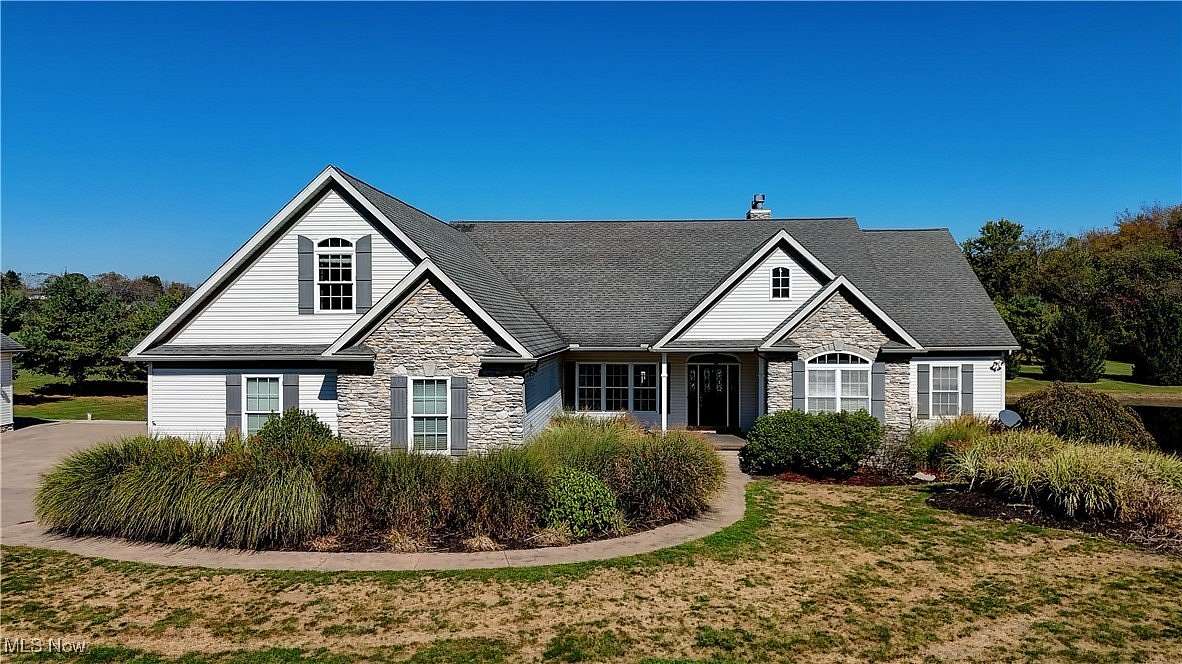 4 Acres of Residential Land with Home for Sale in Randolph, Ohio