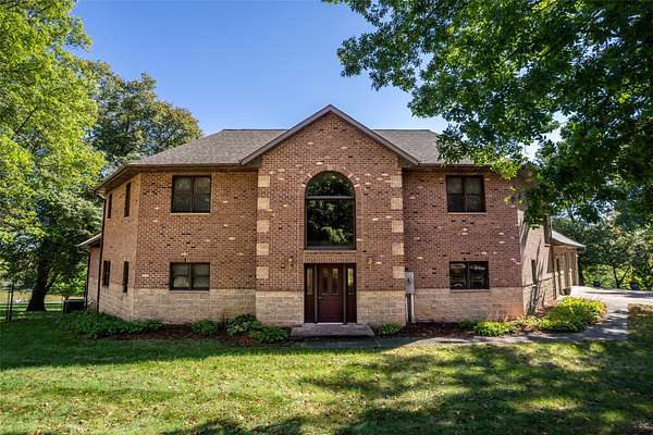 2 Acres of Residential Land with Home for Sale in Newton, Iowa