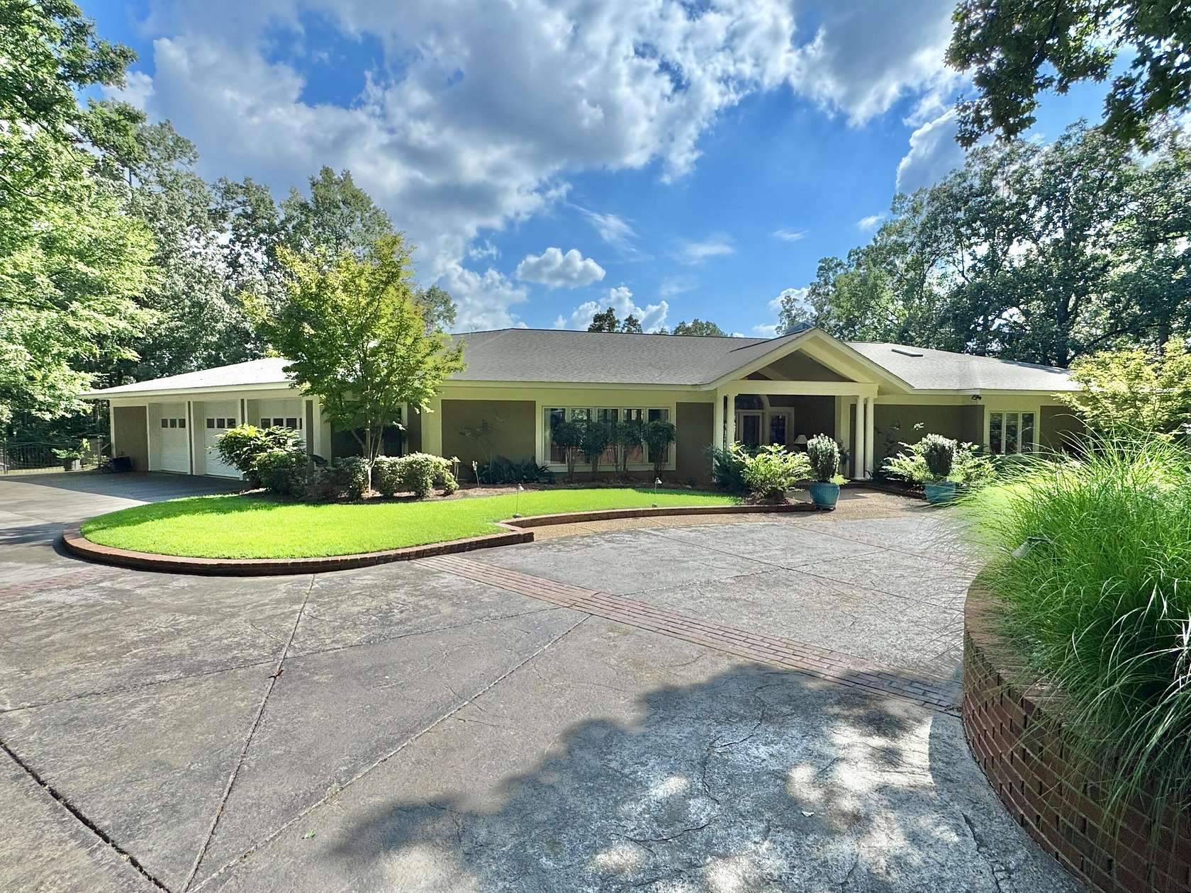 2.4 Acres of Residential Land with Home for Sale in Columbus, Mississippi