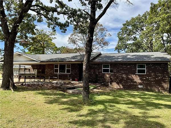 41.7 Acres of Agricultural Land with Home for Sale in Eureka Springs, Arkansas