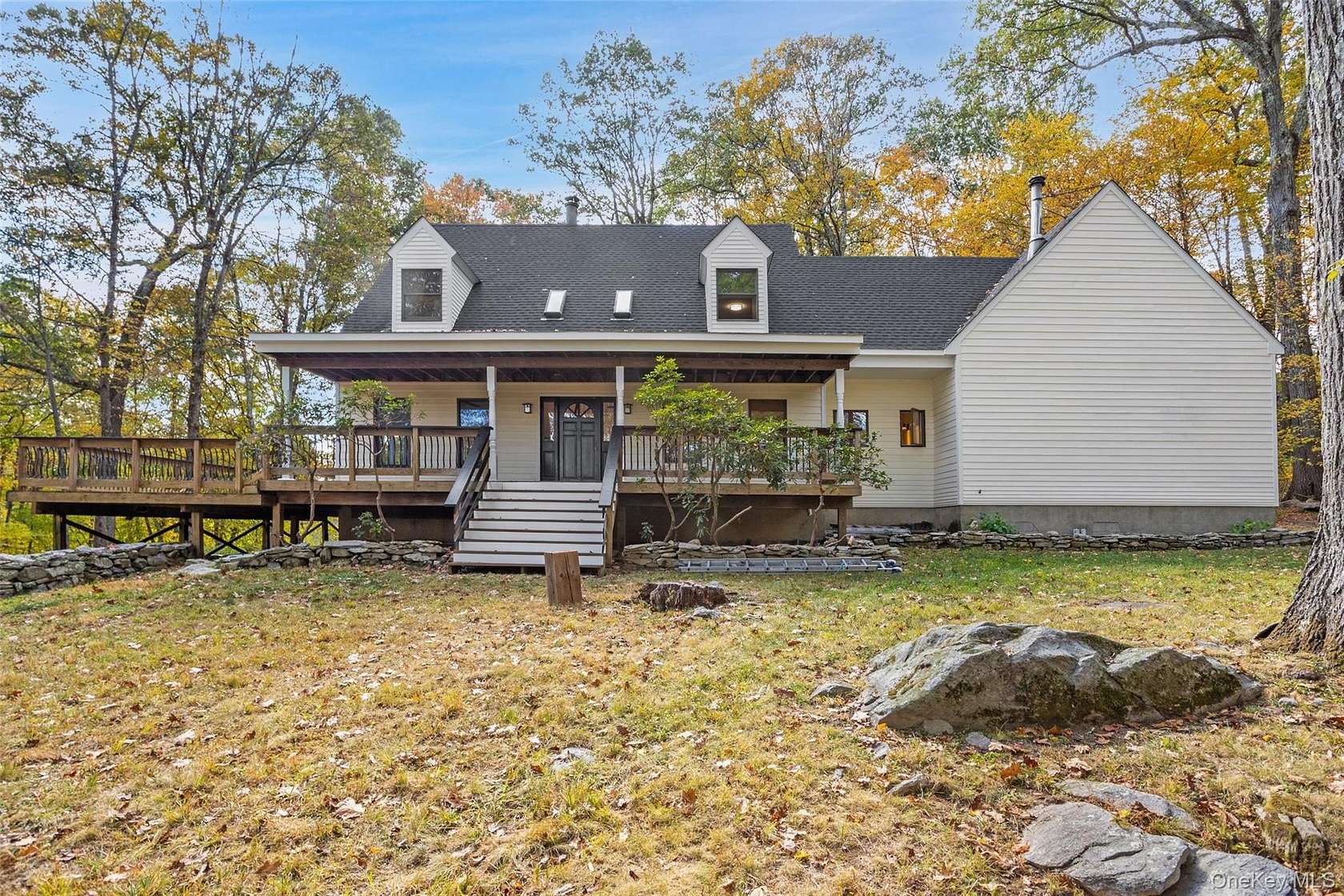 2.15 Acres of Residential Land with Home for Sale in Carmel, New York