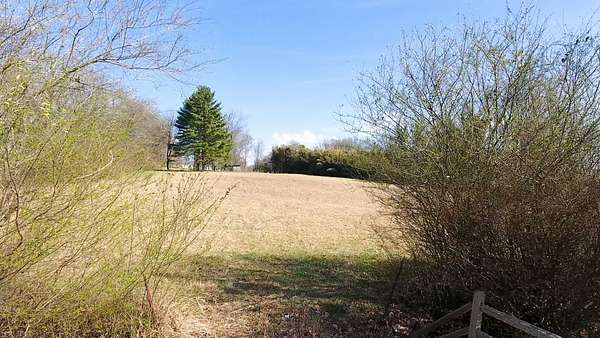 3 Acres of Residential Land for Sale in Winchester, Tennessee